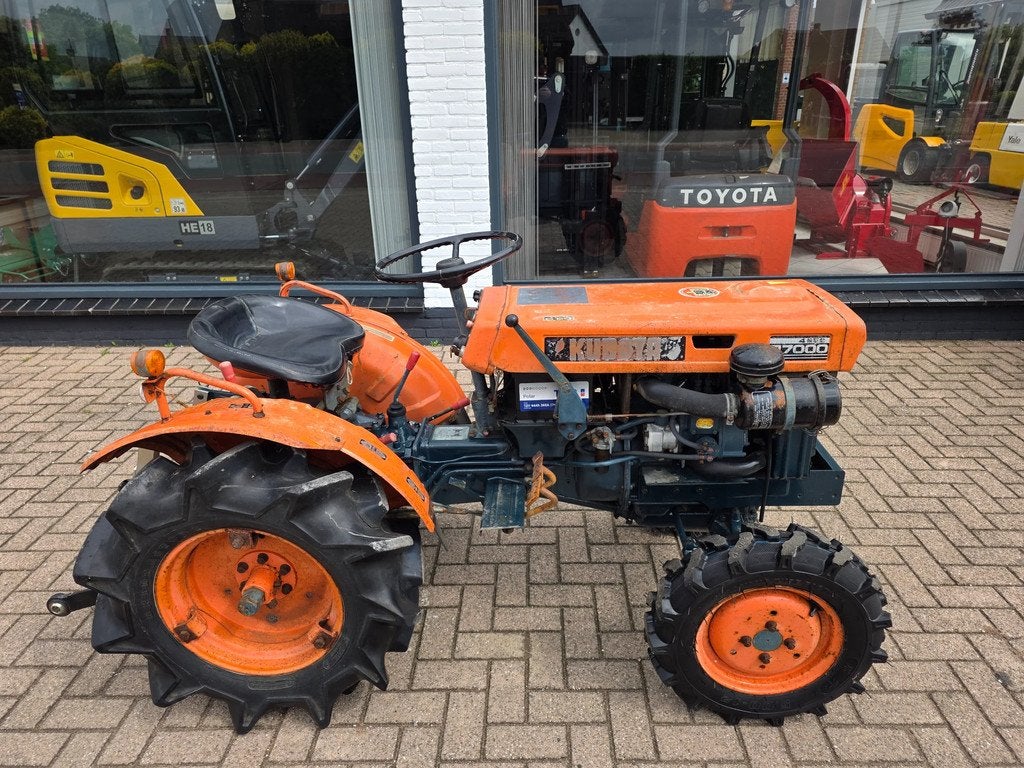 Kubota B7000 Tractor minitractor, Gebruikt, Overige merken