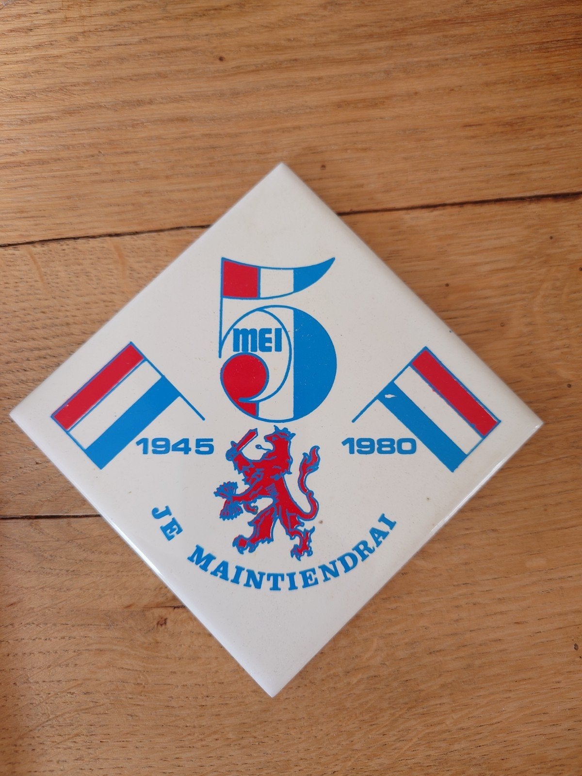 Tegel 5 Mei 1945-1980 Bevrijdingsdag Je Maintiendrai, Ophalen of Verzenden