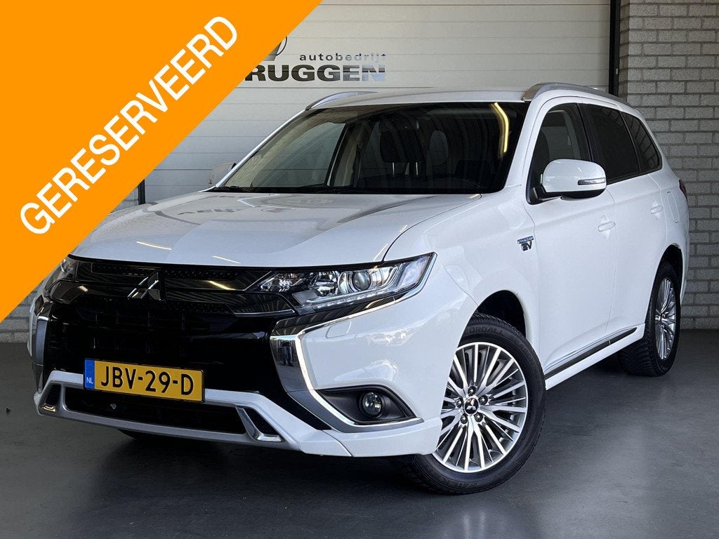 Mitsubishi Outlander 2.4 PHEV Pure+ | 18" LMV | Camera | Sto, Auto's, Mitsubishi, Automaat, 12 maanden, 4 cilinders, Wit