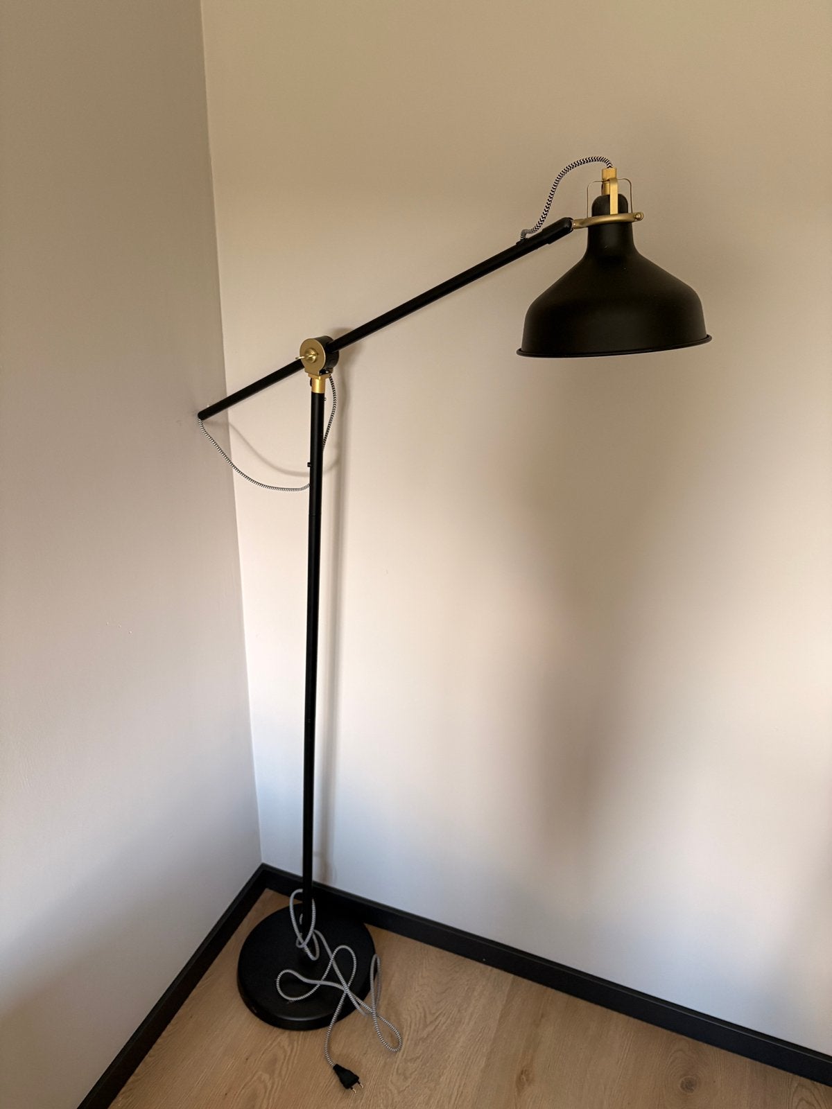 Staande vloerlamp, Ophalen, Zo goed als nieuw, 150 tot 200 cm