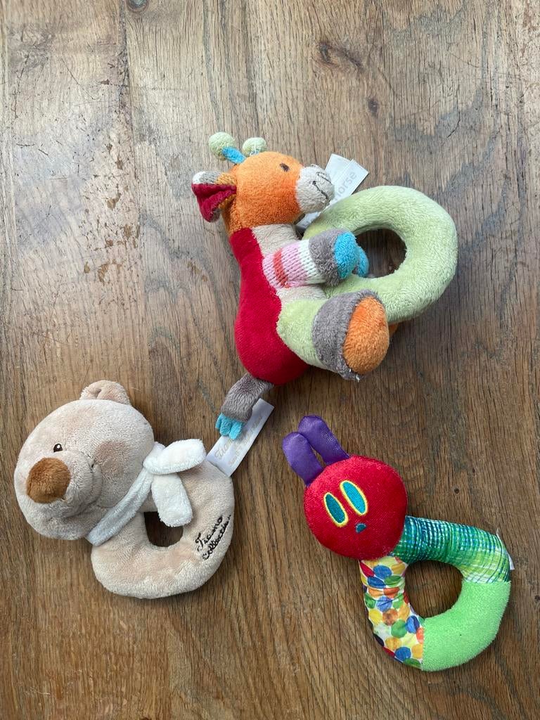 Leuke babyknuffeltjes en rammelaars, Ophalen of Verzenden, Gebruikt, Rammelaar, Met geluid