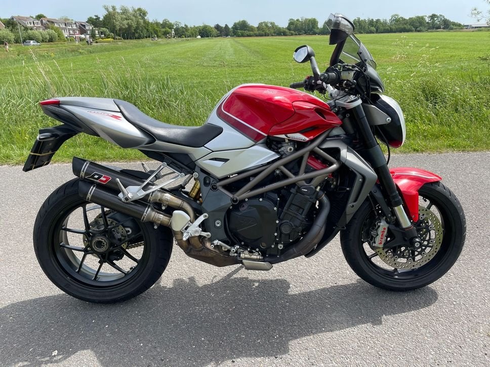 MV AGUSTA BRUTALE 1090 RR (bj 2010), Motoren, 4 cilinders, Motorrijbewijs A, Bedrijf, Onbekend