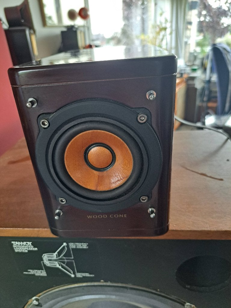 Jvc woodcone, Audio, Tv en Foto, Luidsprekers, Ophalen, JVC, Zo goed als nieuw, Minder dan 60 watt