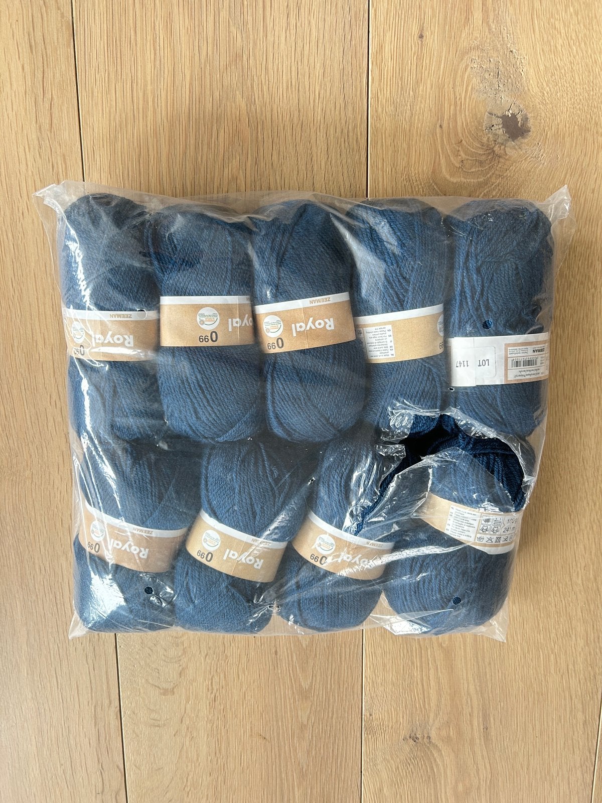 Royal acrylgaren blauw, Ophalen of Verzenden, Breien of Haken, Wol of Garen