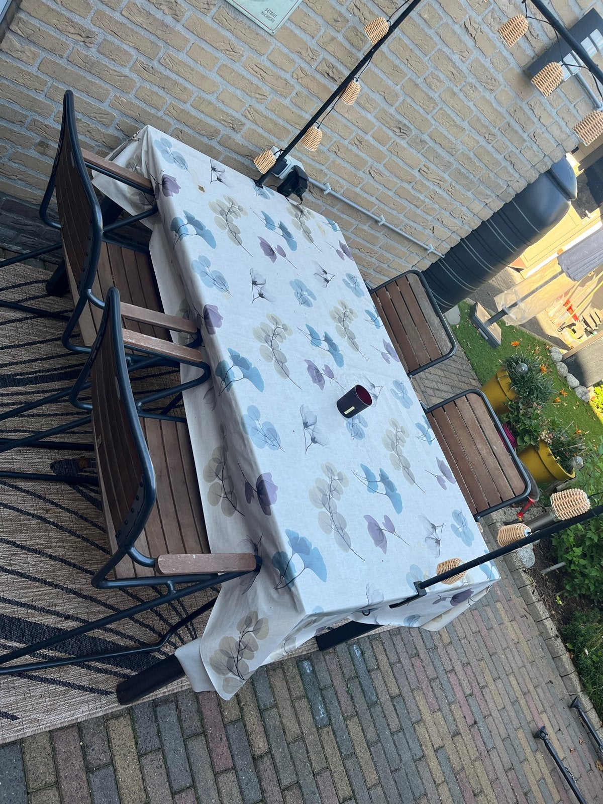 Jutlandia Terrasset met 4 stoelen - Hardhout & Metaal, Tuin en Terras, Ophalen, 4 zitplaatsen, Gebruikt, Hardhout