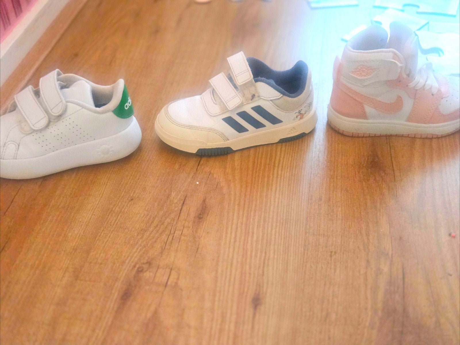 Leuke sneakers voor kinderen - diverse merken, Kinderen en Baby's, Kinderkleding | Schoenen en Sokken, Gebruikt, Ophalen of Verzenden