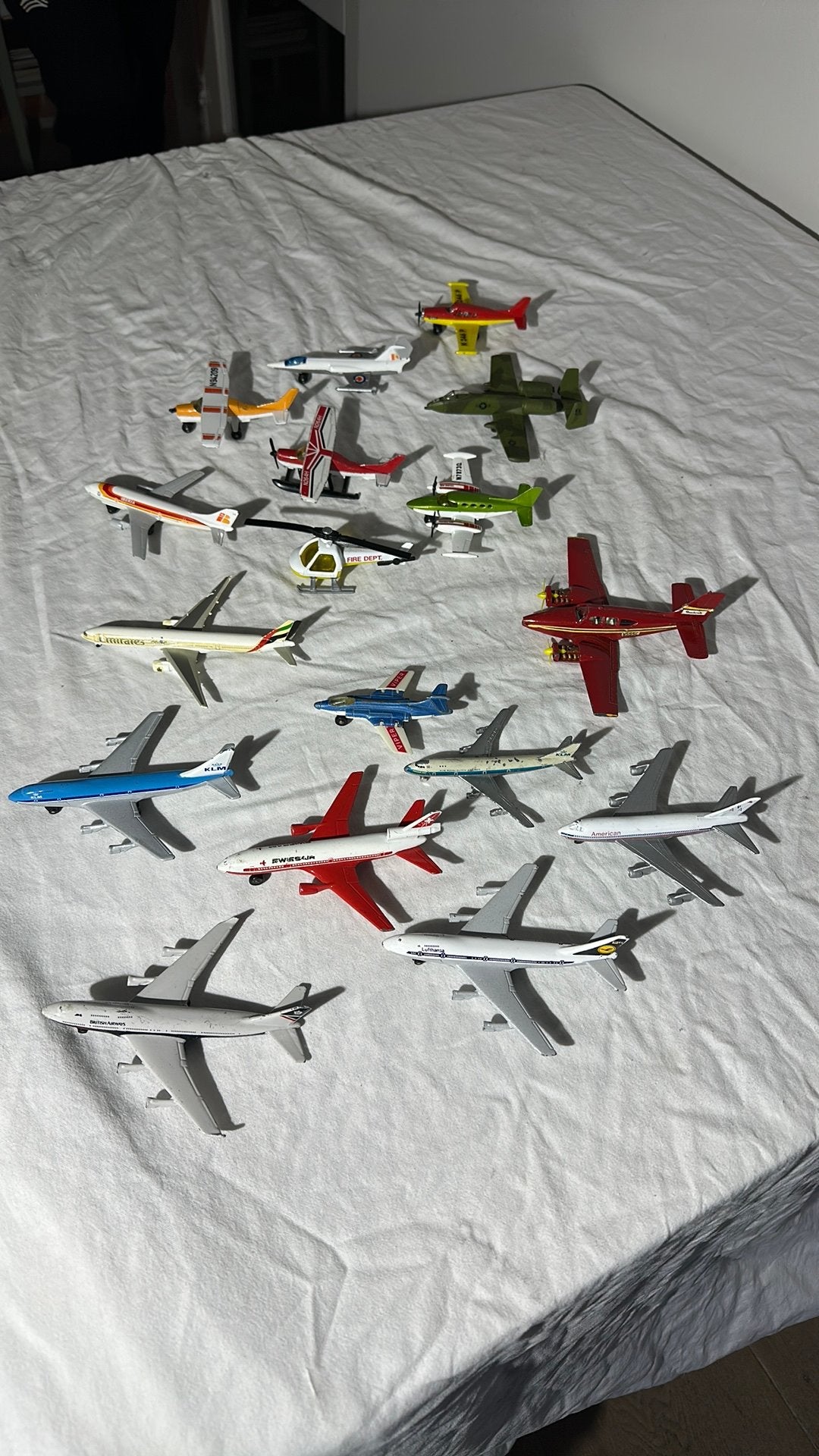 Vliegtuigjes, Hobby en Vrije tijd, Modelbouw | Vliegtuigen en Helikopters, Ophalen, Gebruikt, 1:72 tot 1:144, Overige merken