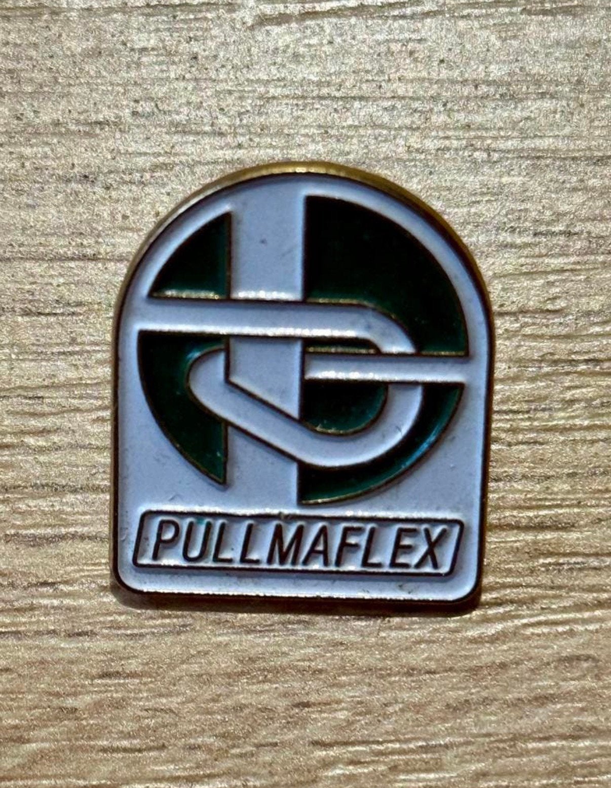 Pullmaflex Pin, Ophalen of Verzenden, Gebruikt, Overige onderwerpen, Speldje of Pin
