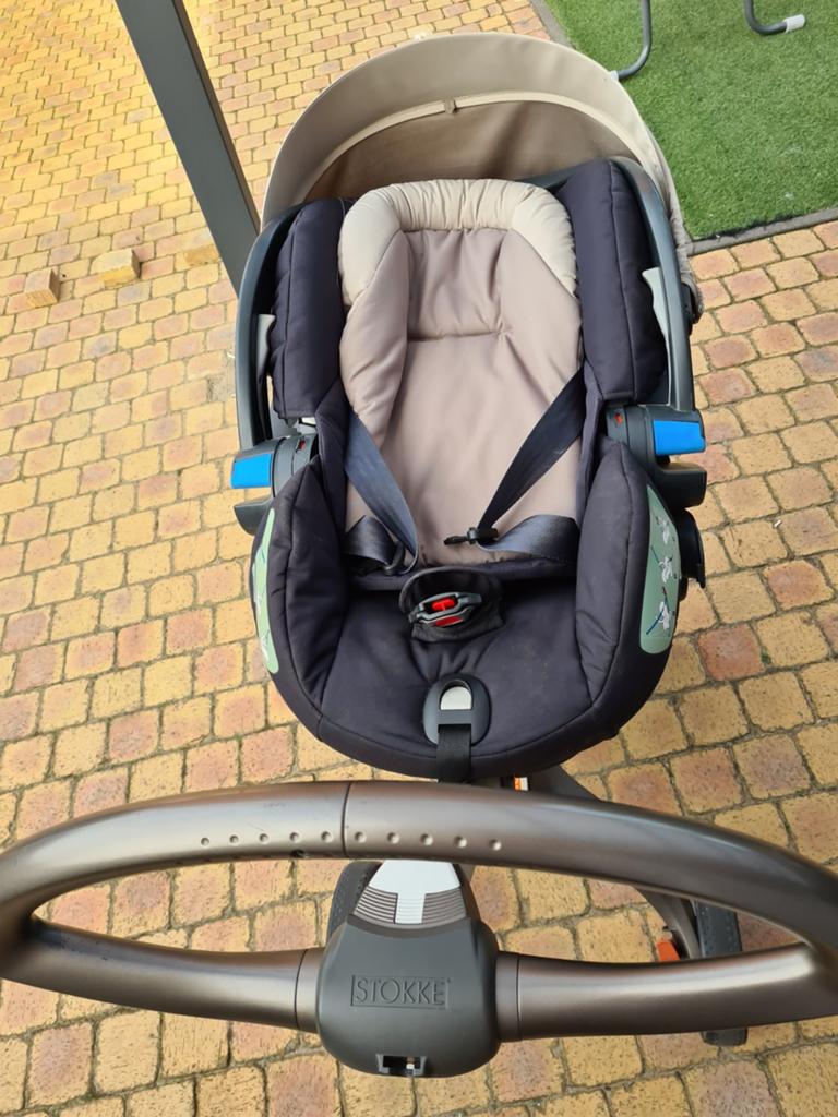 Stokke kinderwagen met autostoel en wiegje, Ophalen of Verzenden