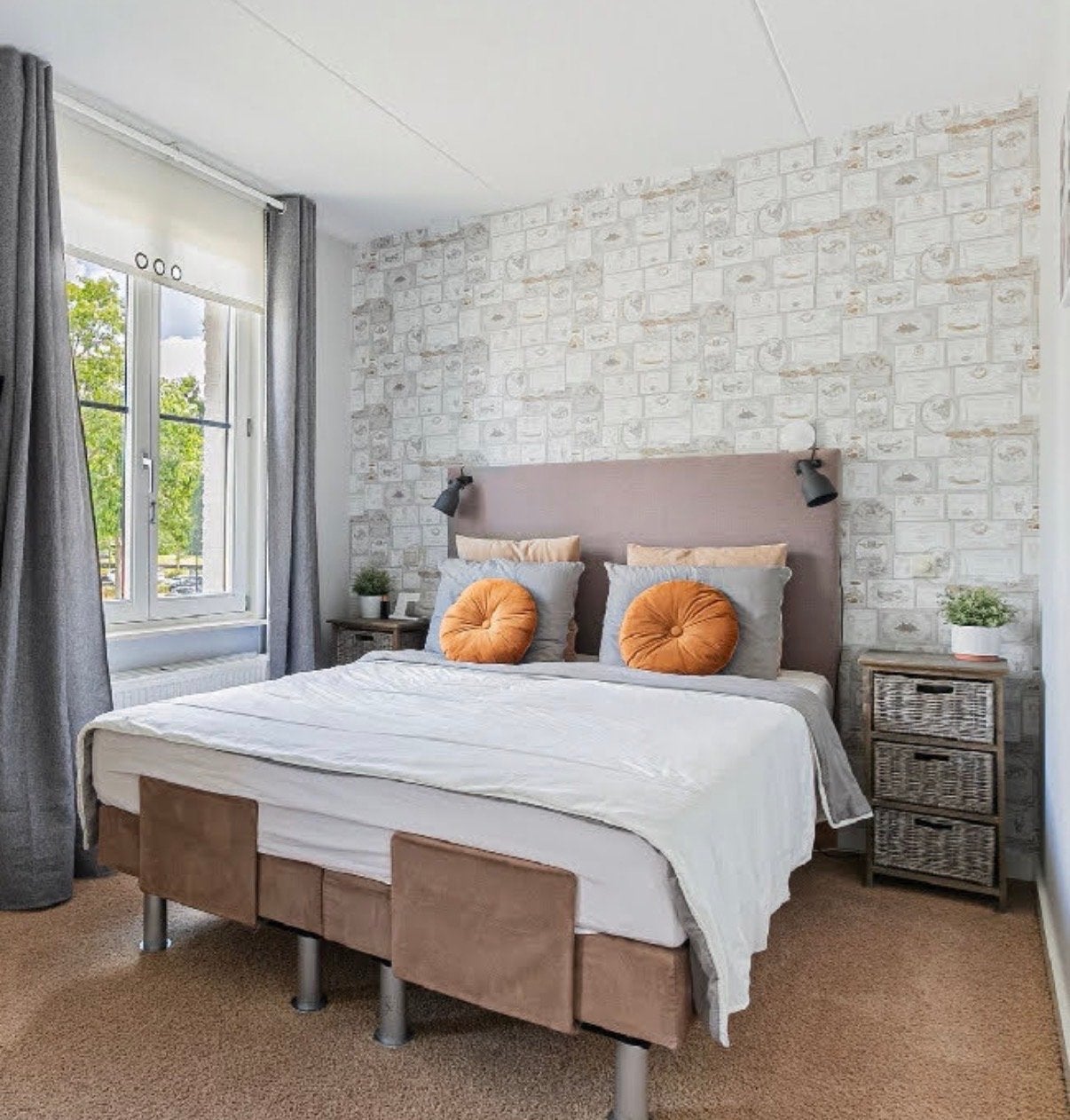 Elektrisch verstelbaar boxspring bed - Comfort en luxe, Ophalen, Gebruikt, Bruin, Tweepersoons