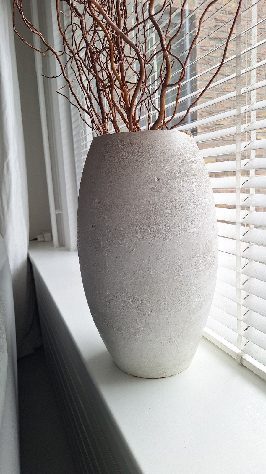 Stijlvolle binnen plantenpot - 46 cm hoog, 33 cm breed, Ophalen, Wit, Zo goed als nieuw, Geschikt voor droogbloemen