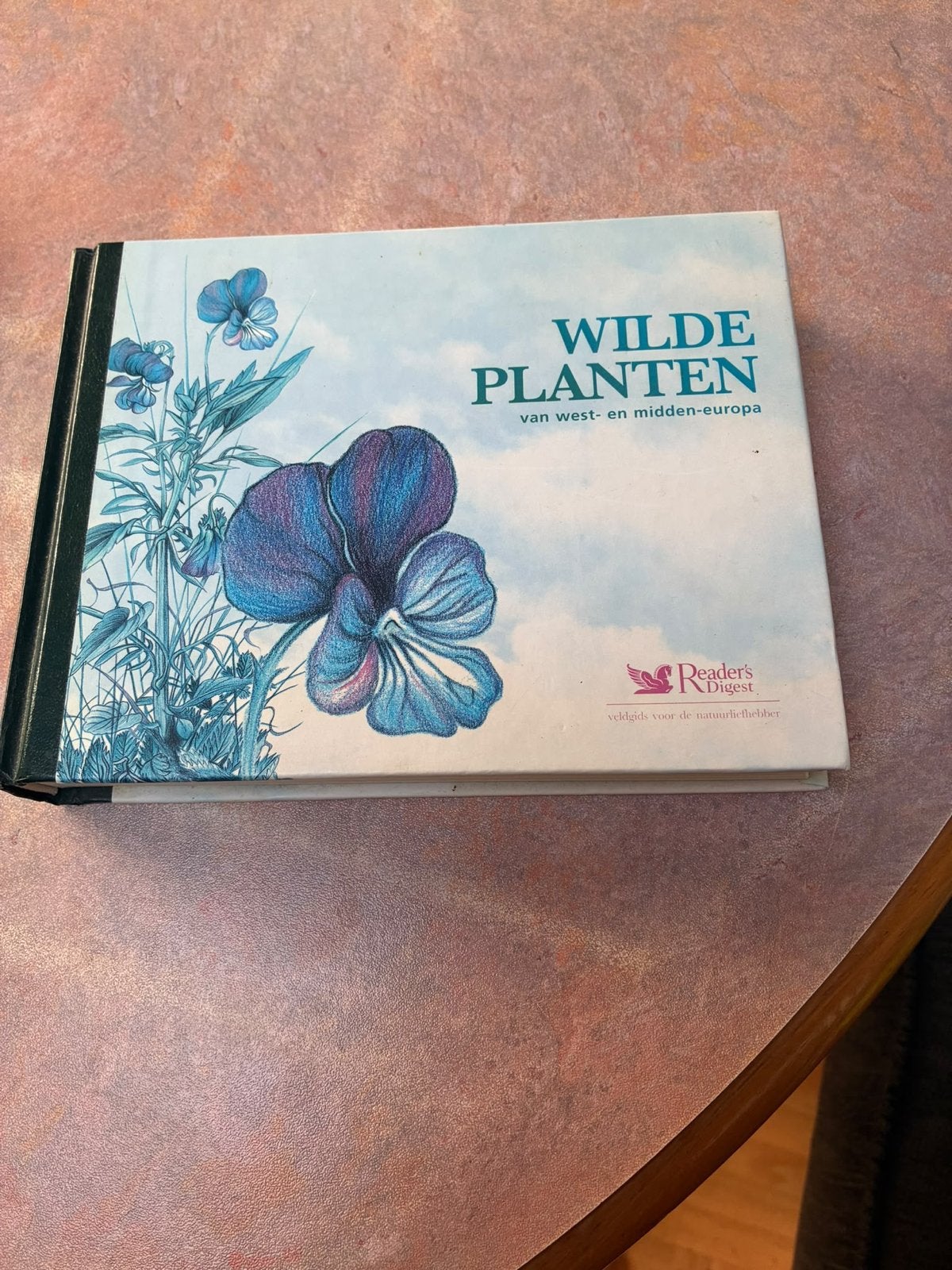 Veldgids Vogels en Wilde Planten van West- en Midden-Europa, Boeken, Ophalen of Verzenden, Gelezen, Vogels