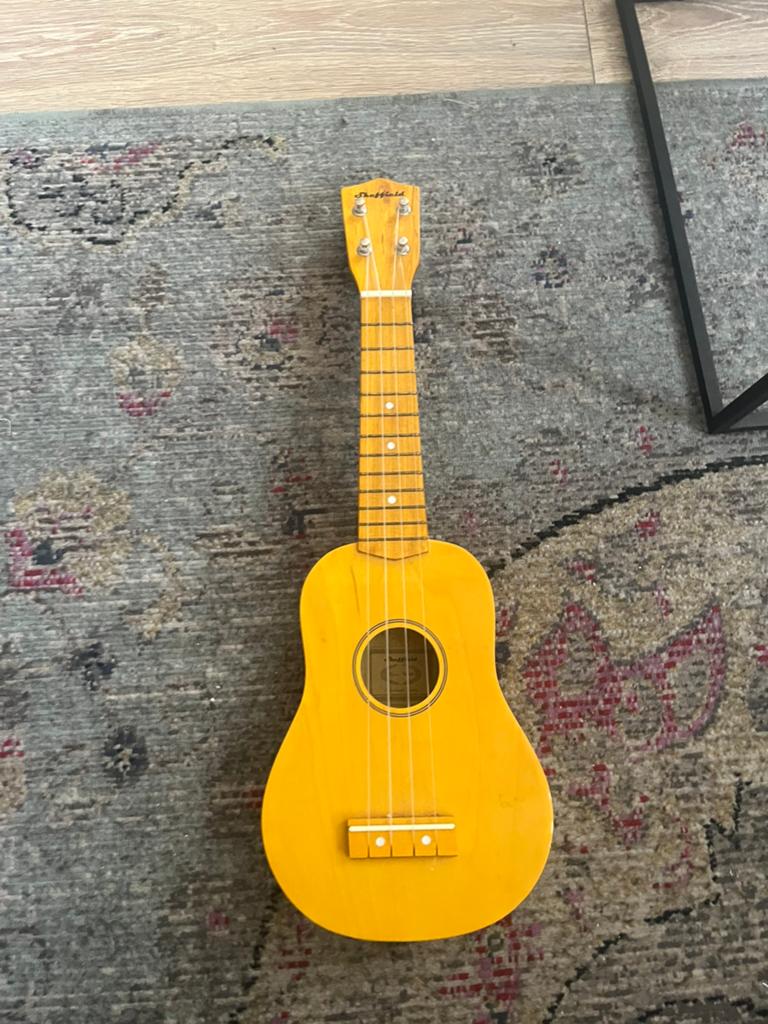Ukulele geen krassen of beschadigingen, Ophalen, Zo goed als nieuw, Gitaar, Minder dan 50 watt