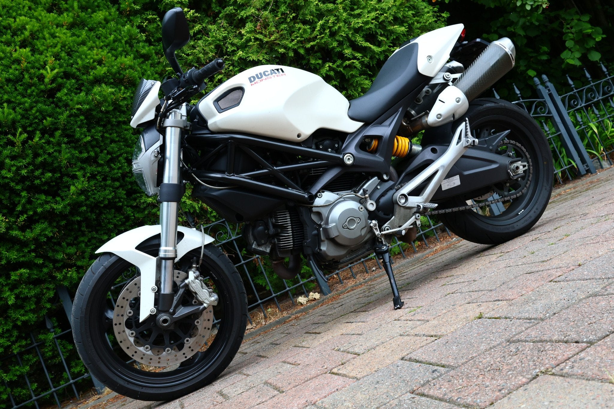 Ducati MONSTER 696 PLUS | M696 TERMIGNONI (bj 2008), Bedrijf, Meer dan 35 kW, 696 cc, Naked bike