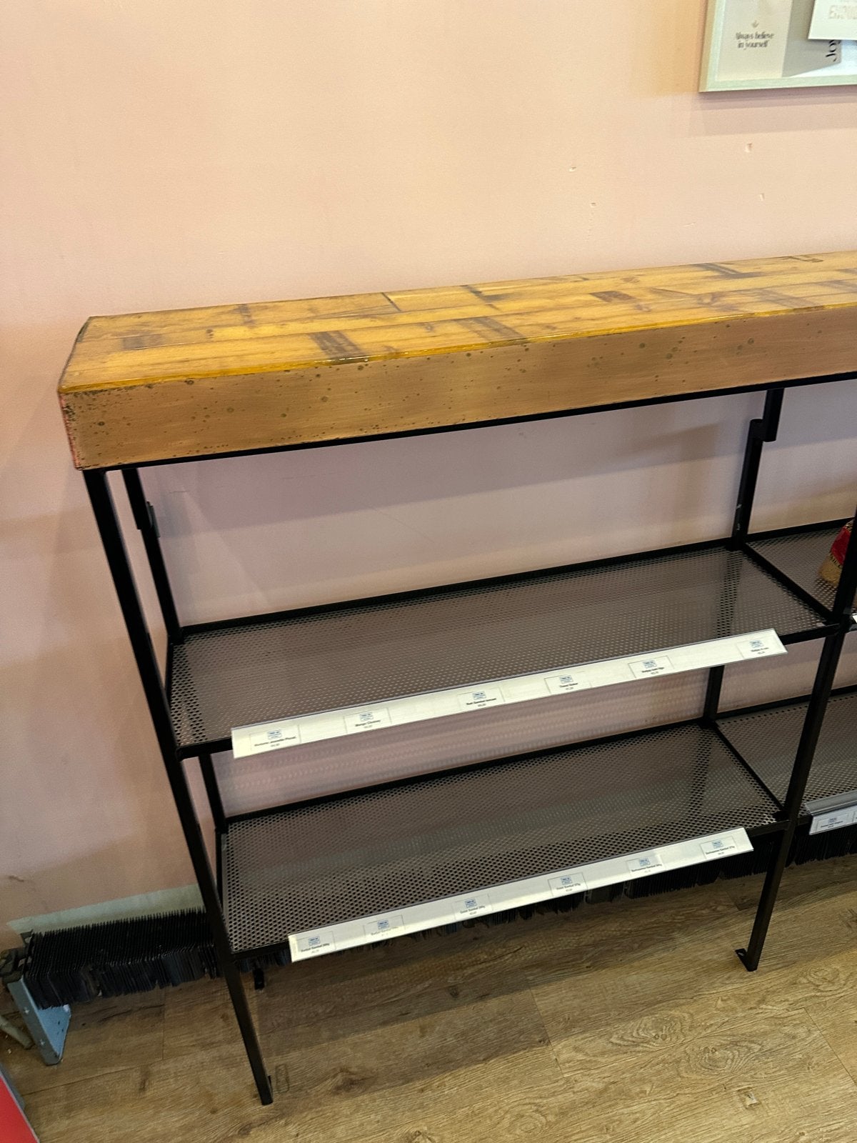 GRATIS: Stellingkast met houten blad, Ophalen, Gebruikt