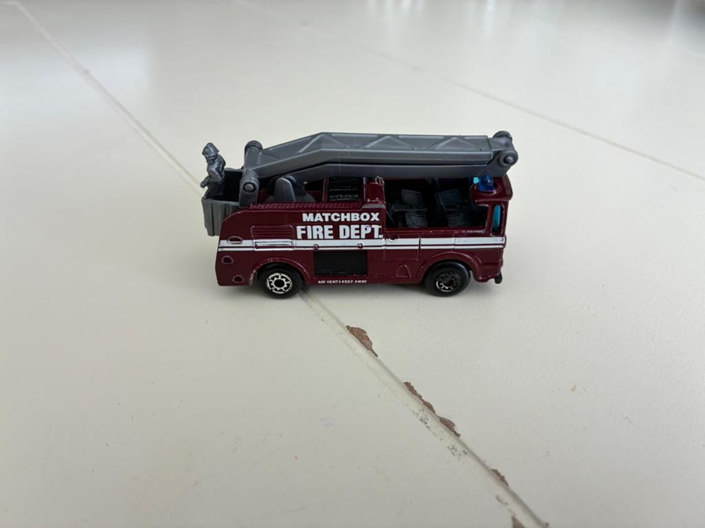 Matchbox Brandweer Hoogwerker, Ophalen of Verzenden, Bus of Vrachtwagen