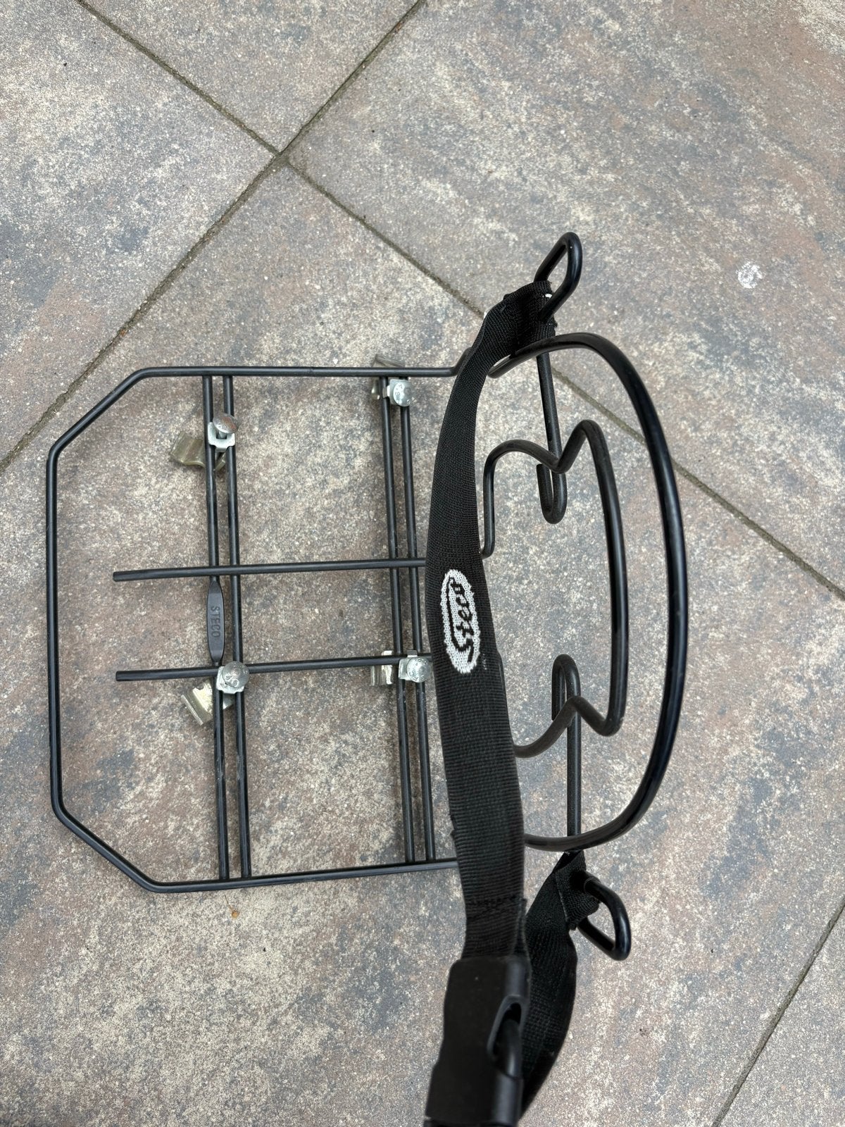 Steco fietsdrager voor schooltas of krat, Ophalen, Gebruikt