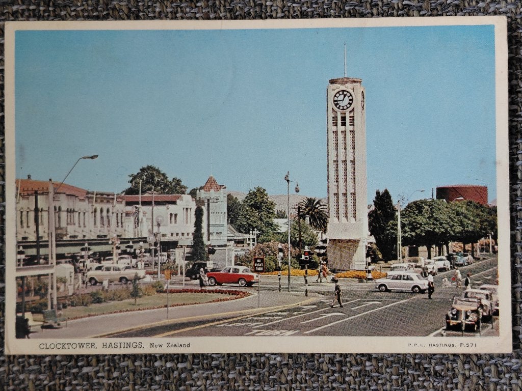Nieuw Zeeland, Clocktower, plein oude auto's gelopen, 1969., Verzenden, 1960 tot 1980, Gelopen, Buiten Europa