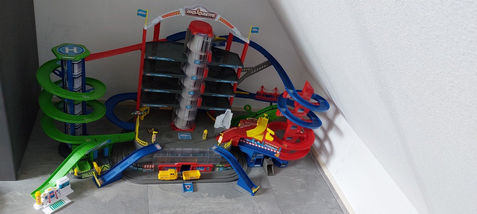 Majorette autogarage €30, Ophalen, Gebruikt