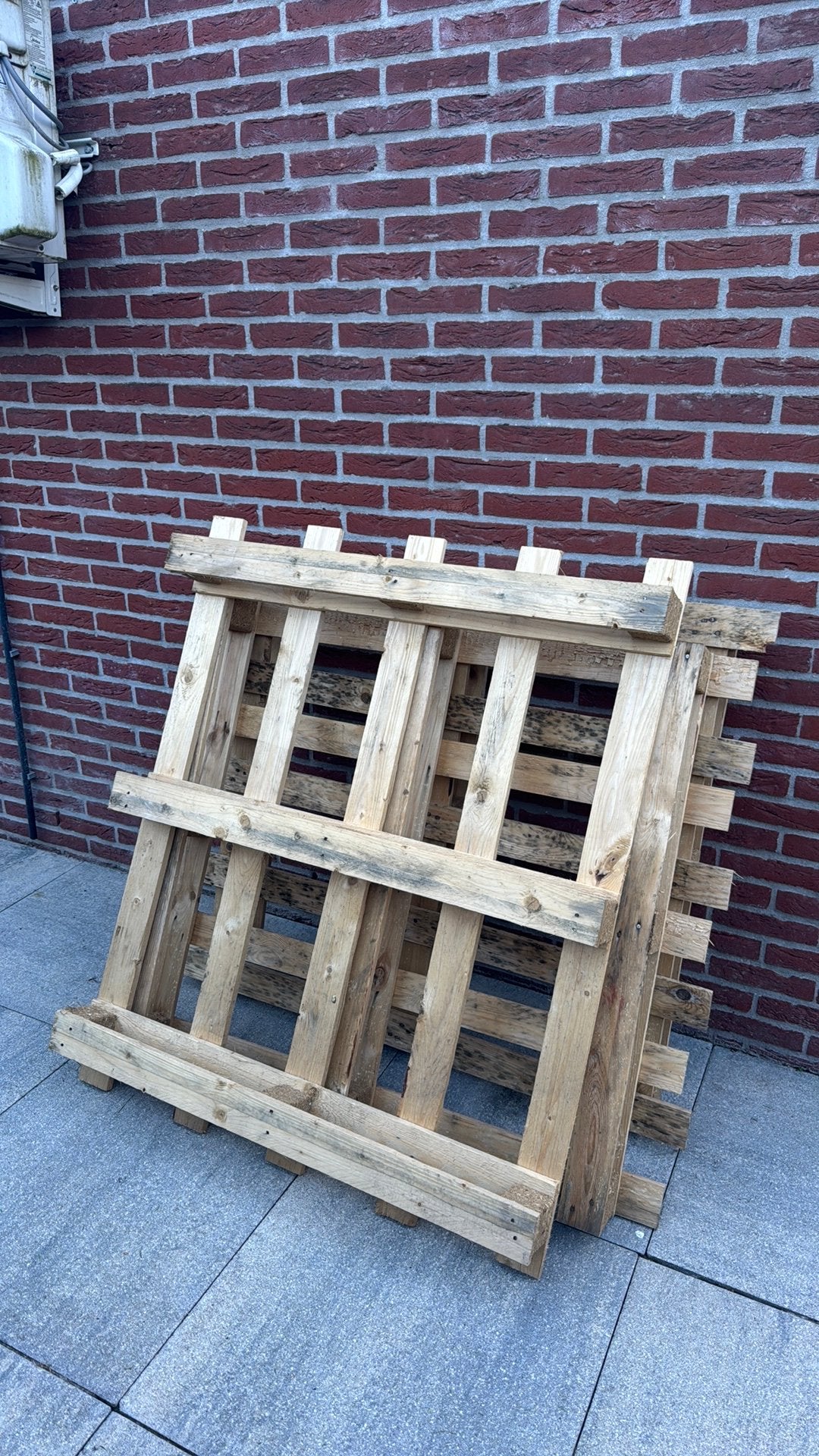 3 pallets hout stookhout GRATIS!!, Ophalen, Zo goed als nieuw, Pallet, Minder dan 200 cm