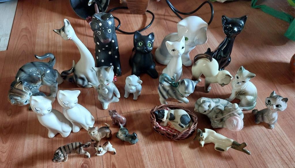 Verzameling kattenbeeldjes, Verzamelen, Beelden en Beeldjes, Ophalen of Verzenden, Dier