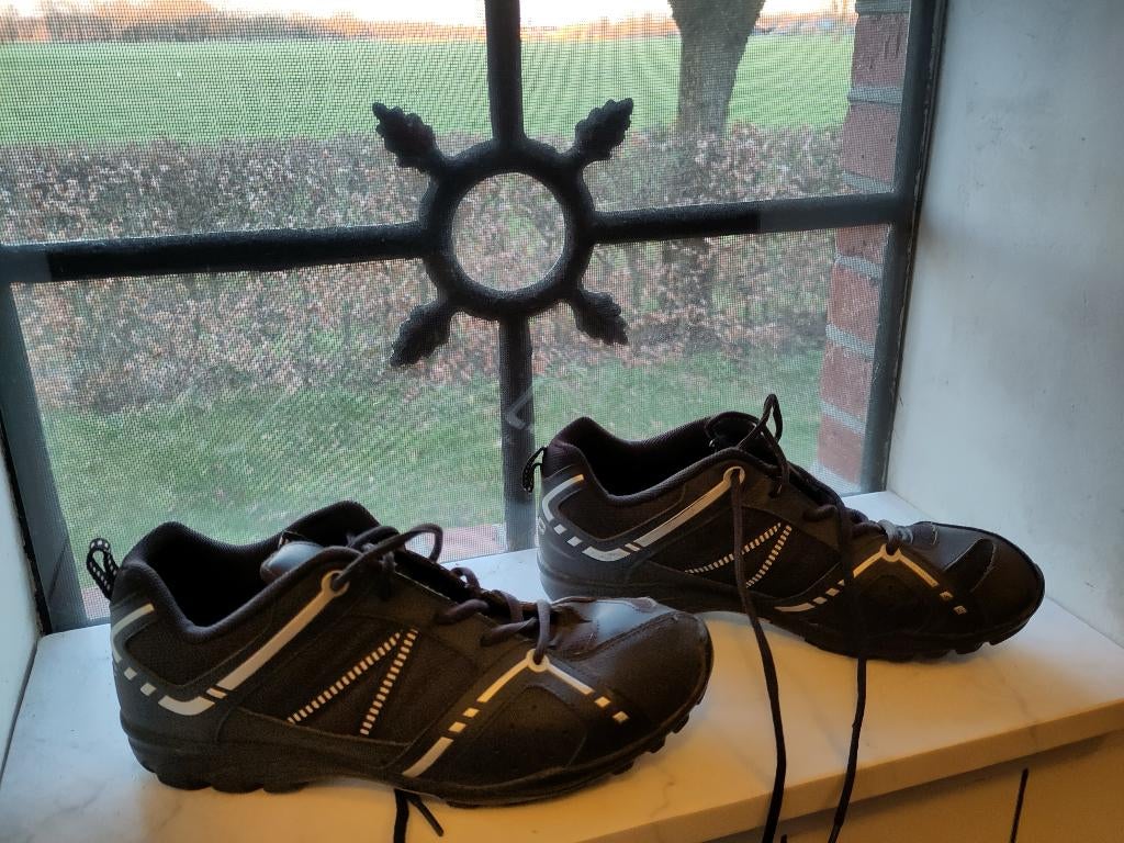Fietsschoenen met kliksysteem Maat 42, Ophalen of Verzenden, Zo goed als nieuw, Schoenen