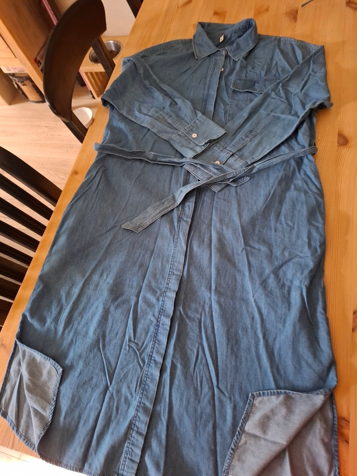 jeansjurk hema, Kleding | Dames, Ophalen of Verzenden, Zo goed als nieuw, Blauw, Jurk