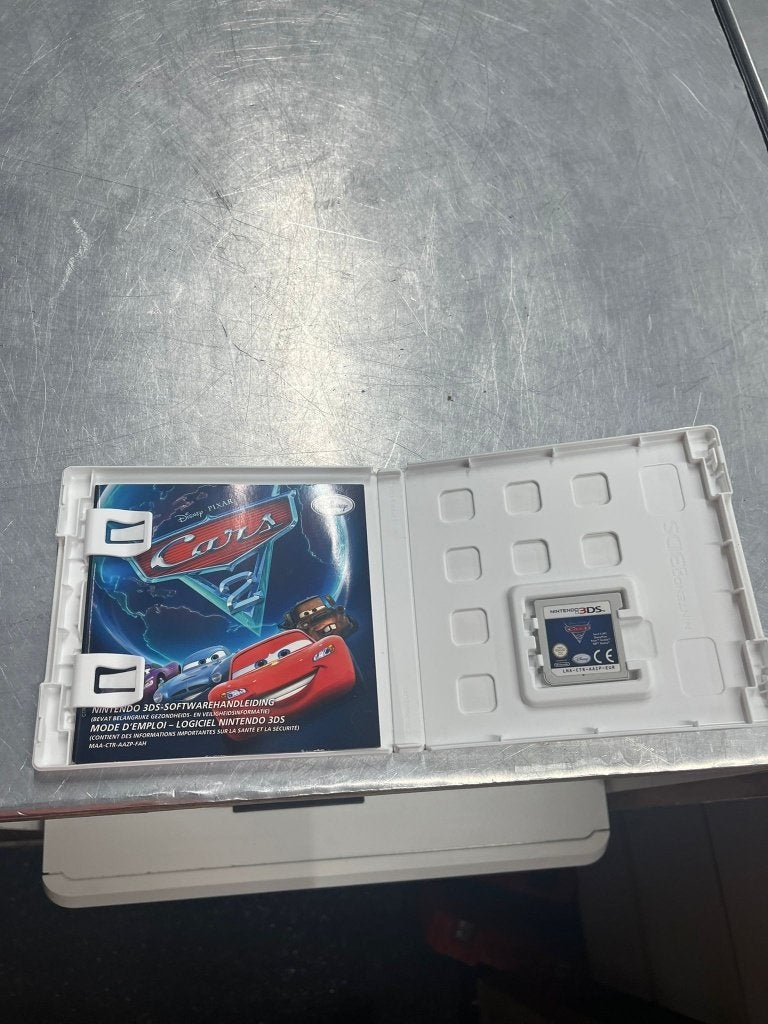 Cars 2 Nintendo 3DS Game | Disney Pixar 9,99, ., Ophalen of Verzenden, Zo goed als nieuw, .