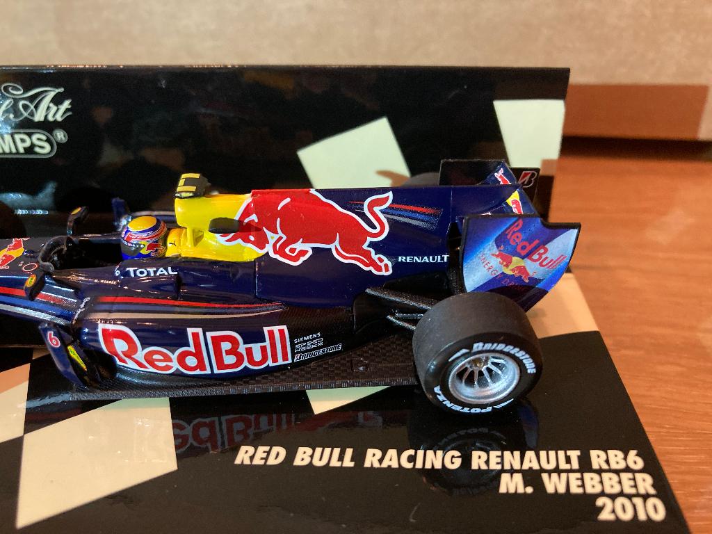✅ Mark Webber 1:43 Red Bull Racing Renault RB6 2010, Verzamelen, Ophalen of Verzenden, Nieuw, Formule 1
