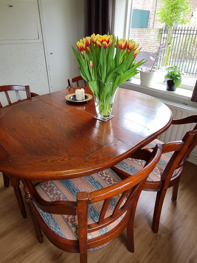 Eettafel + 4 stoelen, Huis en Inrichting, Ophalen, Gebruikt, 100 tot 150 cm, 50 tot 100 cm
