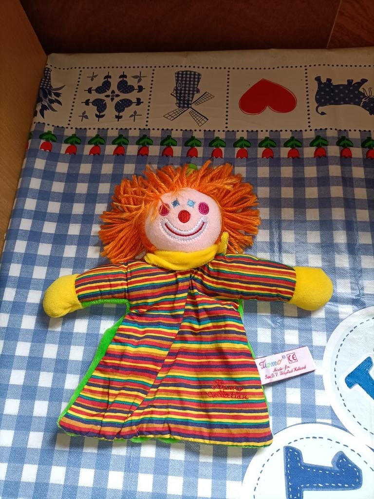 Clown knuffeldoekje Tiamo met rood haar vintage, Kinderen en Baby's, Speelgoed | Knuffels en Pluche, Zo goed als nieuw, Overige typen