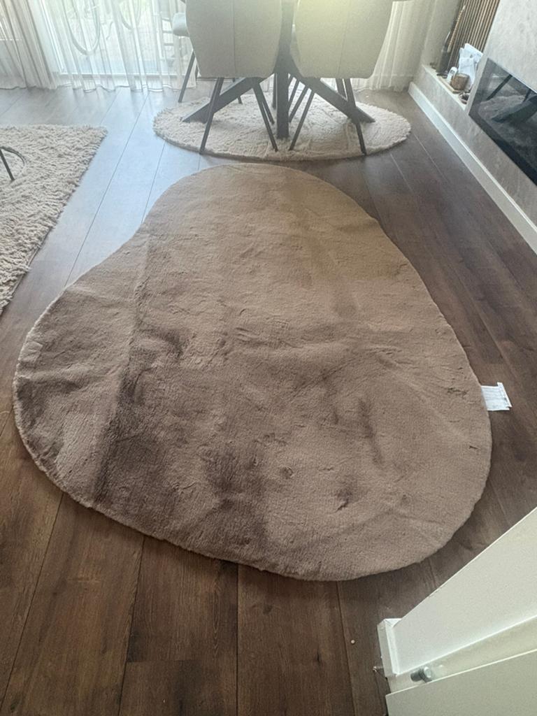 Asymmetrisch Faux Fur Vloerkleed - Bruin, Gebruikt, 100 tot 150 cm, Bruin, Ophalen of Verzenden