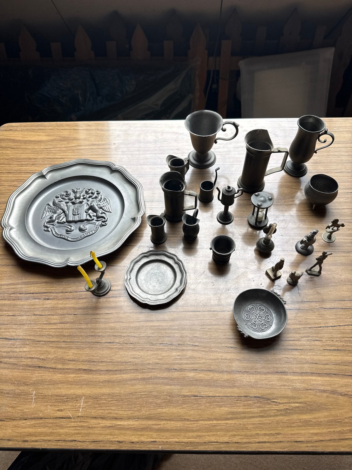 Verzameling tinnen voorwerpen: borden, kannen, miniaturen, Antiek en Kunst, Ophalen