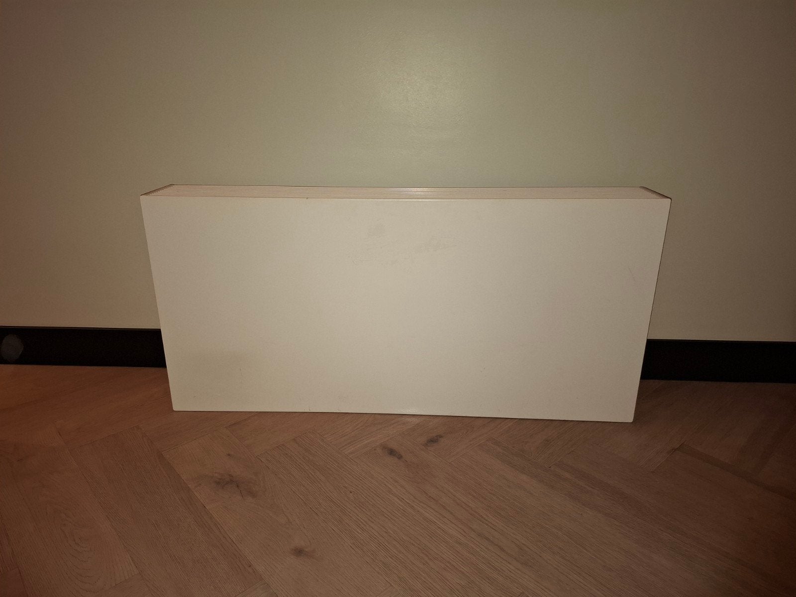 sentiment radiator ombouw wit RAL9016 550h x 1150b, Ophalen, 30 tot 80 cm, Radiator, Zo goed als nieuw