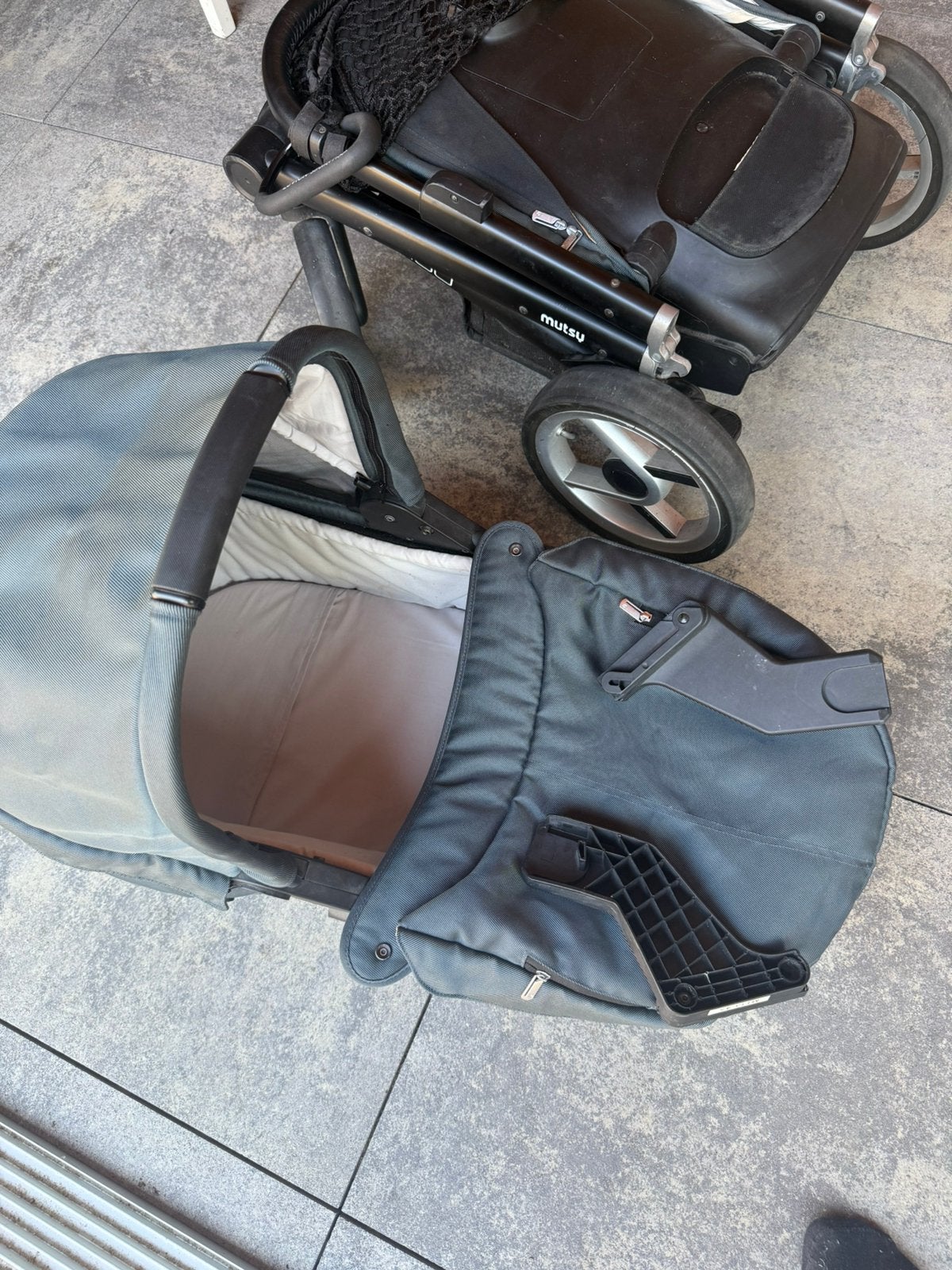 Mutsy iGo met adapters voor maxi cosi, Gebruikt, Luchtbanden, Mutsy, Ophalen
