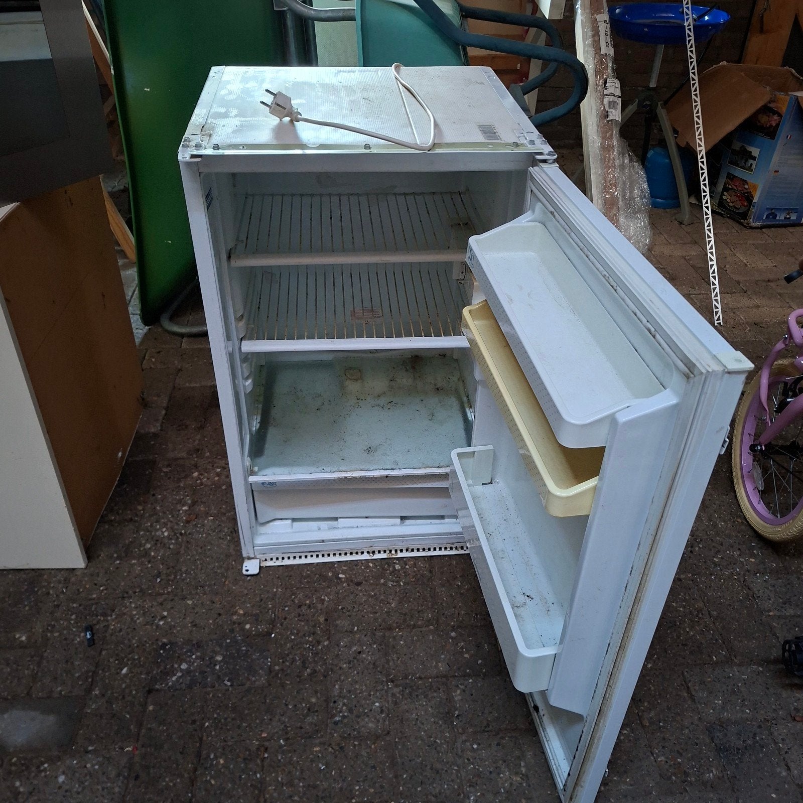 Compacte koelkast met vriesvak - Ideaal voor kleine ruimtes, Gebruikt, 75 tot 100 liter, 45 tot 60 cm, Met vriesvak
