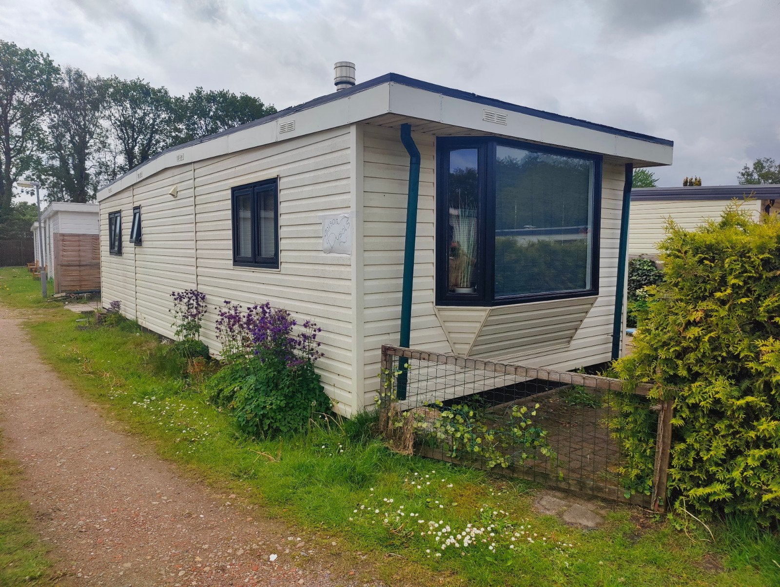 Te koop: Ruime chalet op eigen grond., Huizen en Kamers, Recreatiewoningen te koop, 50 m², Chalet, Drenthe, 2 slaapkamers