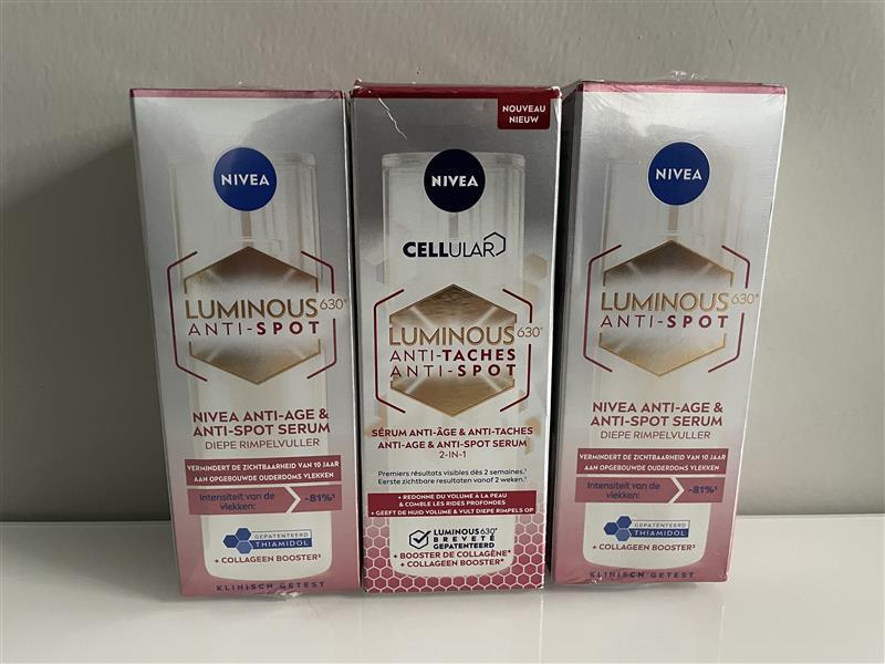 3 Stuks - Nivea Luminous Anti-Spot, Ophalen of Verzenden, Nieuw, Gehele gezicht, Verzorging