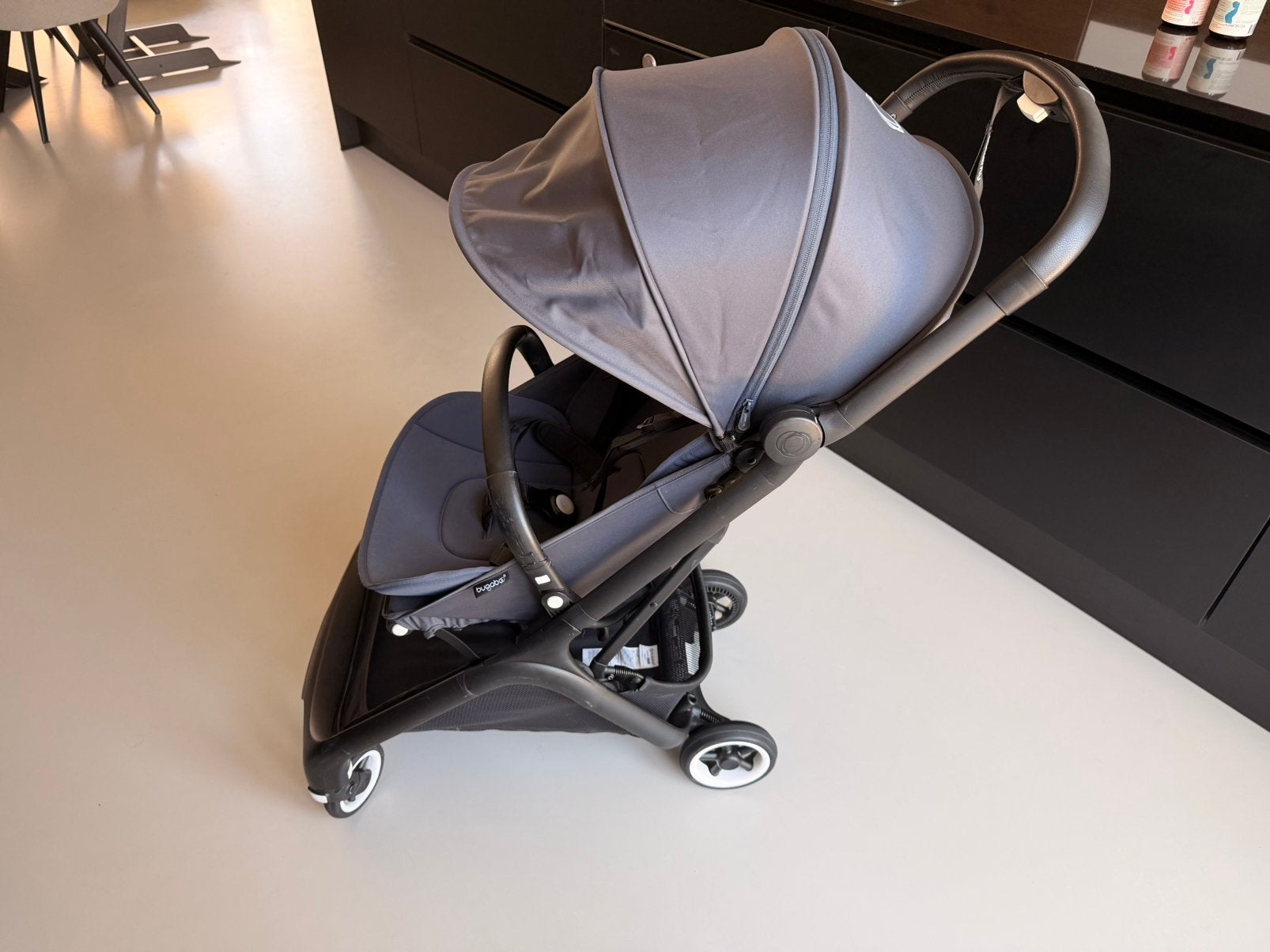 Bugaboo Butterfly (blauw/paars) met beugel - Zeer goede staa, Ophalen, Zo goed als nieuw, Kinderwagen, Bugaboo