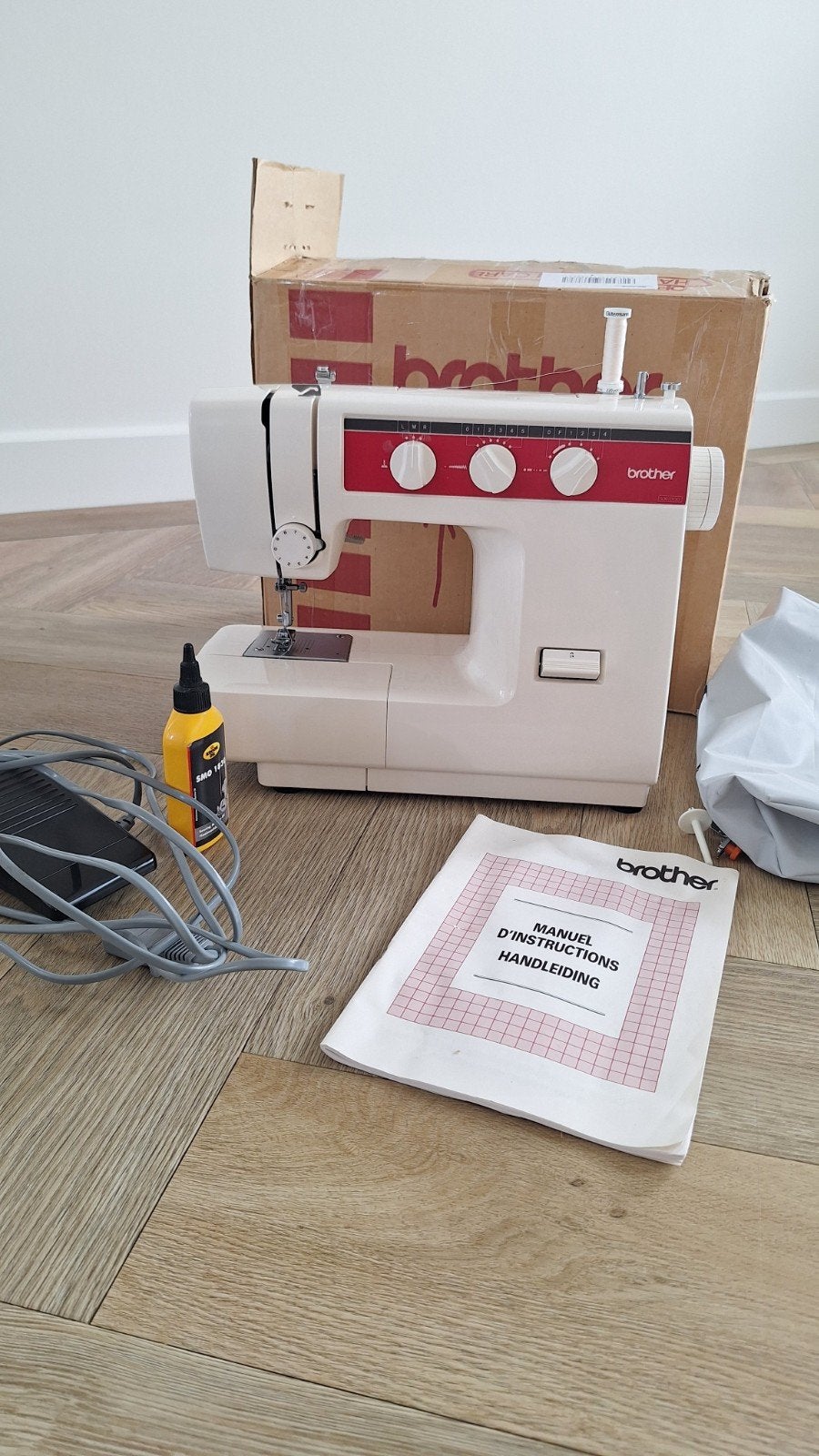 Brother naaimachine VX-1100, zo goed als nieuw, Hobby en Vrije tijd, Naaimachines en Toebehoren, Ophalen of Verzenden, Zo goed als nieuw