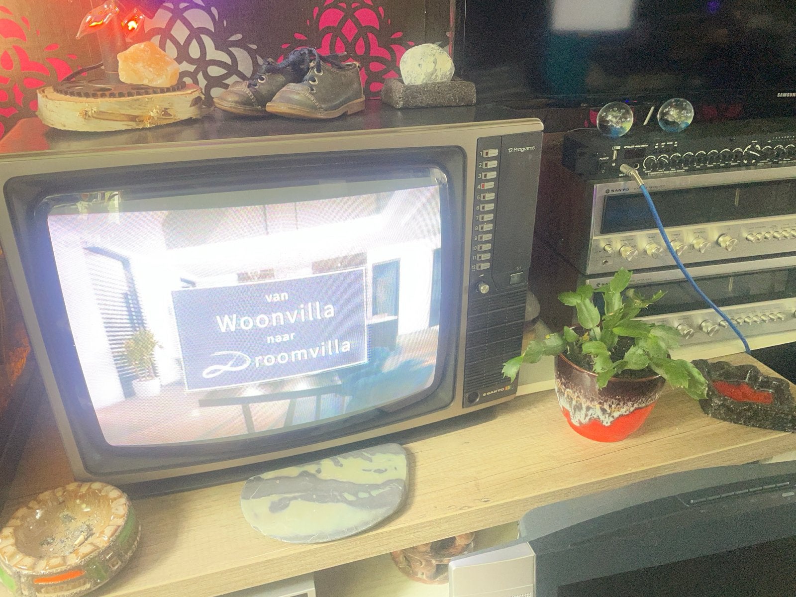 Sanyo Retro Kleuren TV uit 1983 - Perfect voor Retro Gamers, Ophalen of Verzenden, Zo goed als nieuw, Overige merken