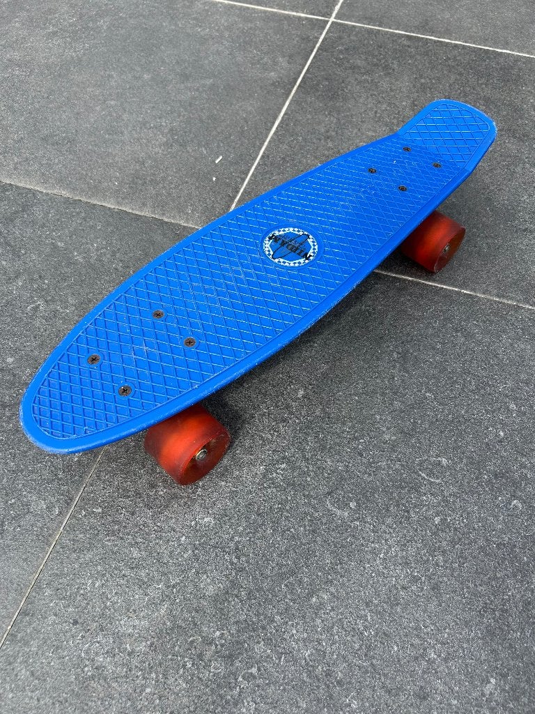 Nijdam Skatebord, Ophalen, Zo goed als nieuw, Skateboard
