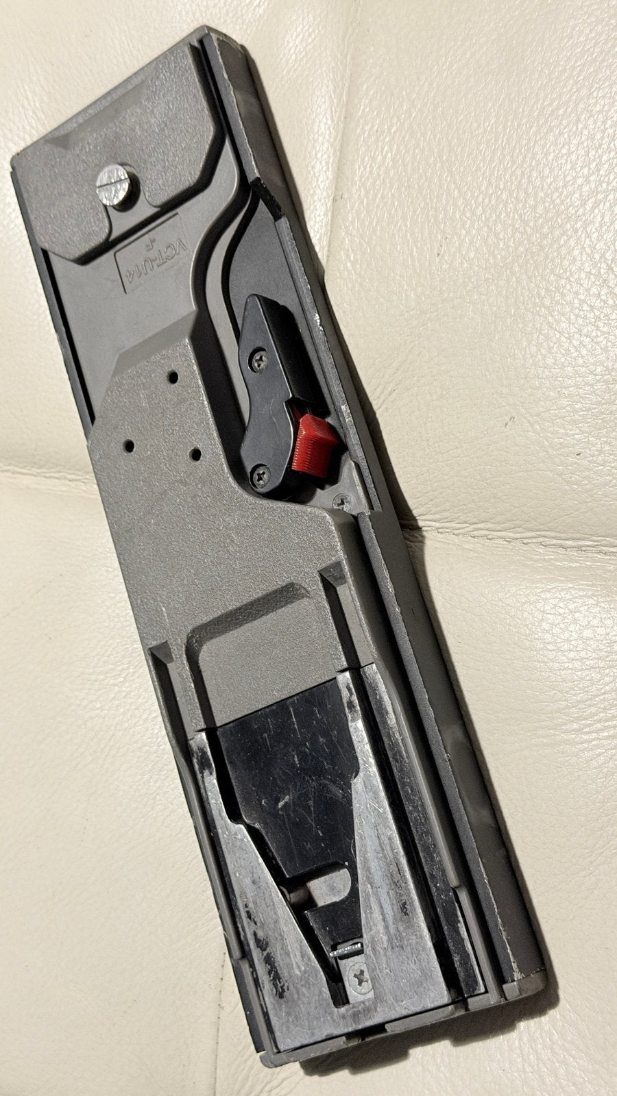 Sony VCT-U14 V-Lock Adapter Quick Release Tripod Plate, Sony, Statief, Ophalen of Verzenden, Gebruikt