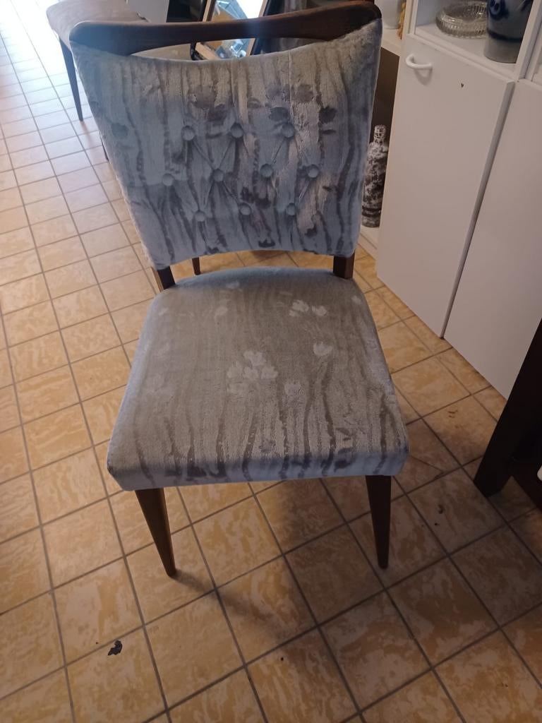 Jaren 60 a 70  4 stoelen in zeer nette staat, Ophalen