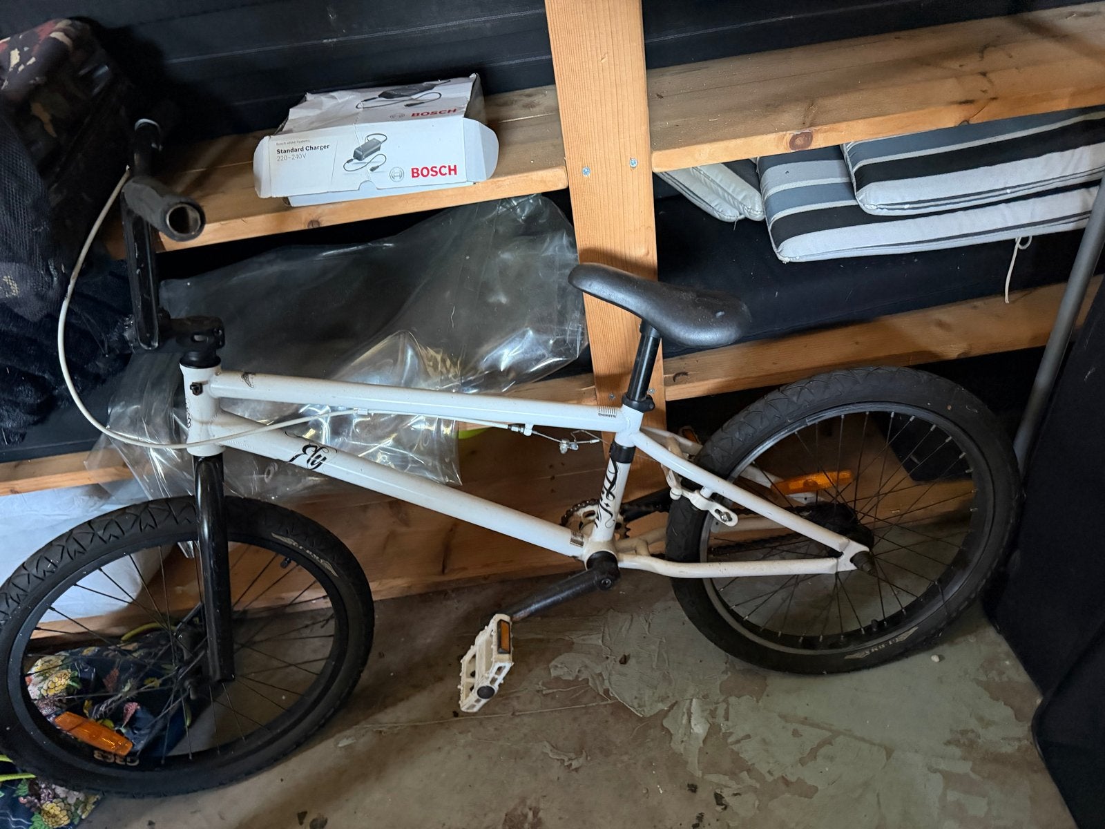 Witte BMX fiets - Ideaal voor beginners en gevorderden, Gebruikt, Staal, Velgrem, 20 tot 24 inch