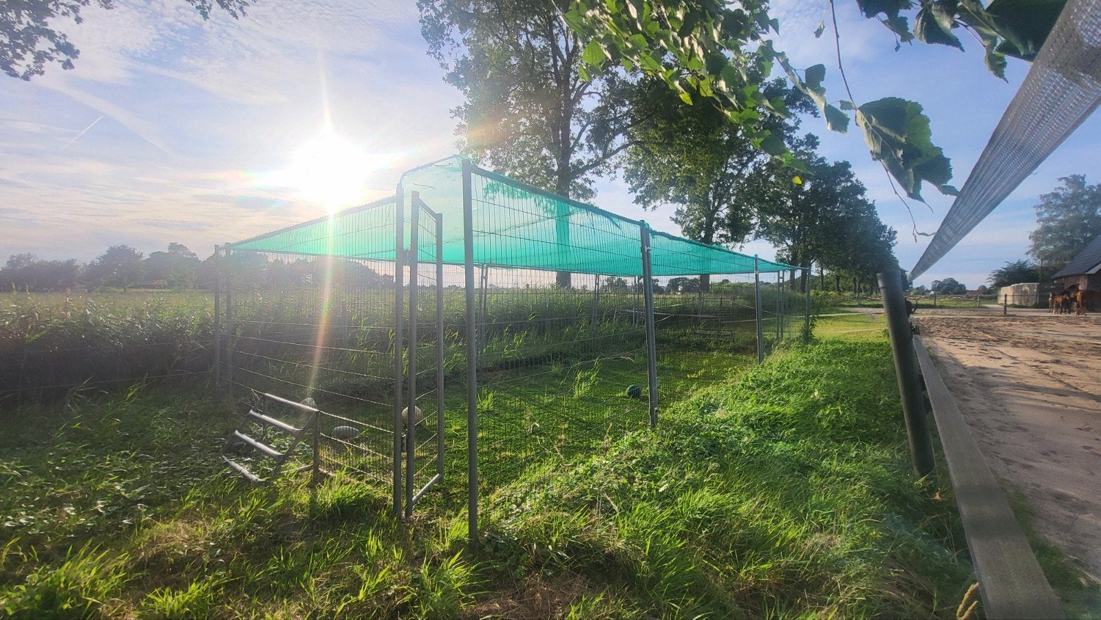 Pannakooi 4 x 10mtr incl kunstgras, Ophalen of Verzenden, Gebruikt