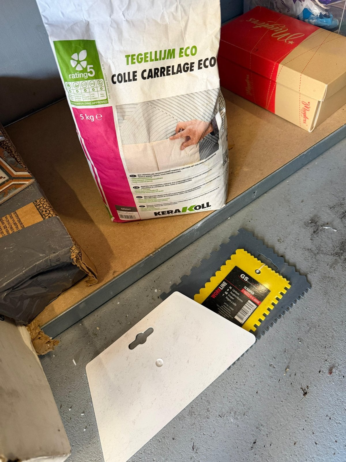 Kerakoll Tegellijm ECO 5kg met Workline tegelschraper, Ophalen, Nieuw, Overige materialen, Overige typen