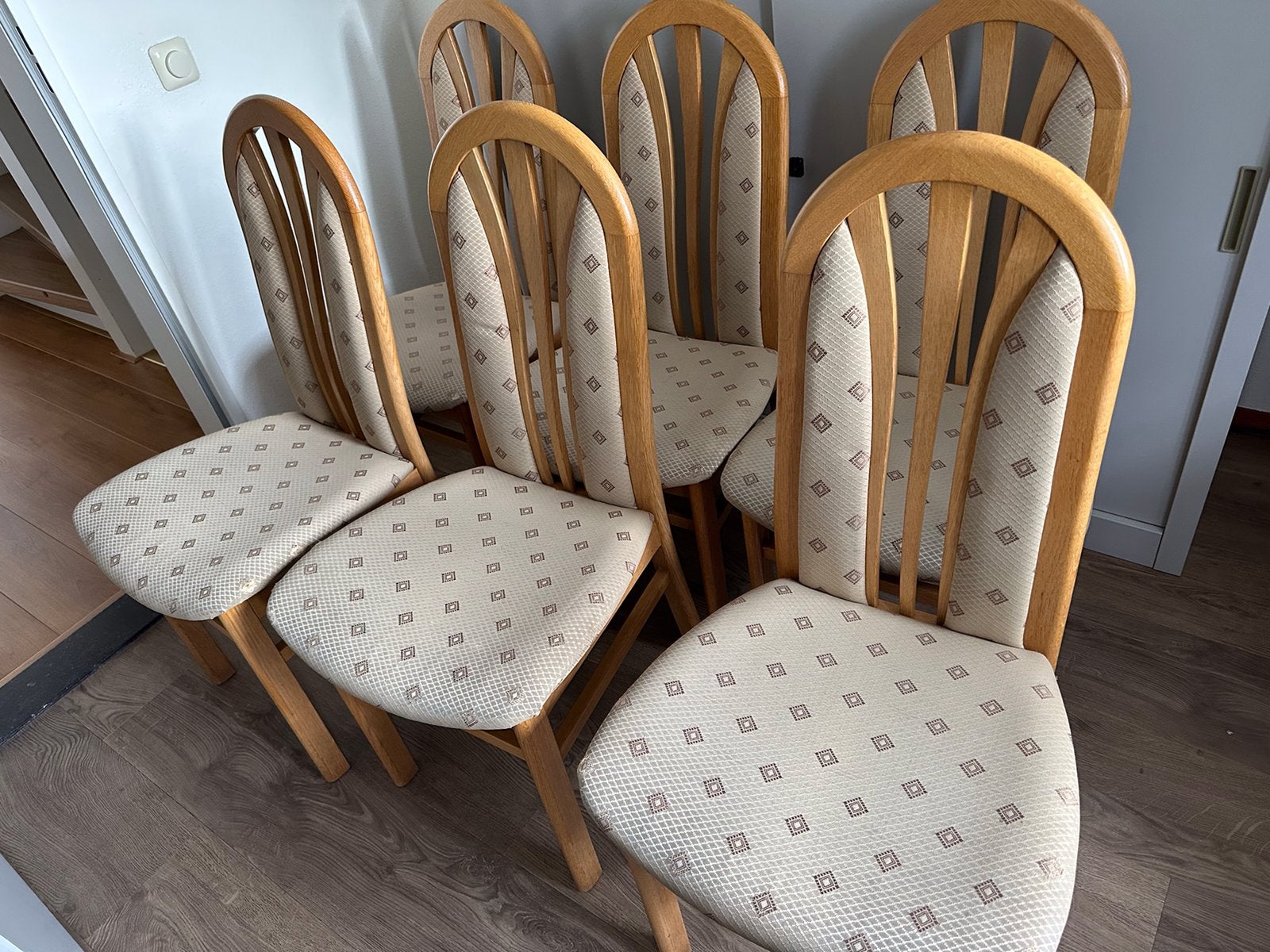 Eetkamerstoel eiken met stof, Huis en Inrichting, Stoelen, Ophalen, Gebruikt, Bruin, Stof