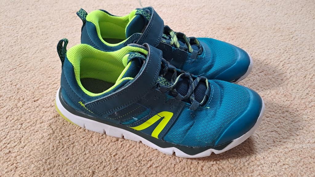 Hardloopschoenen maat 37 Decathlon, Ophalen, Jongen of Meisje