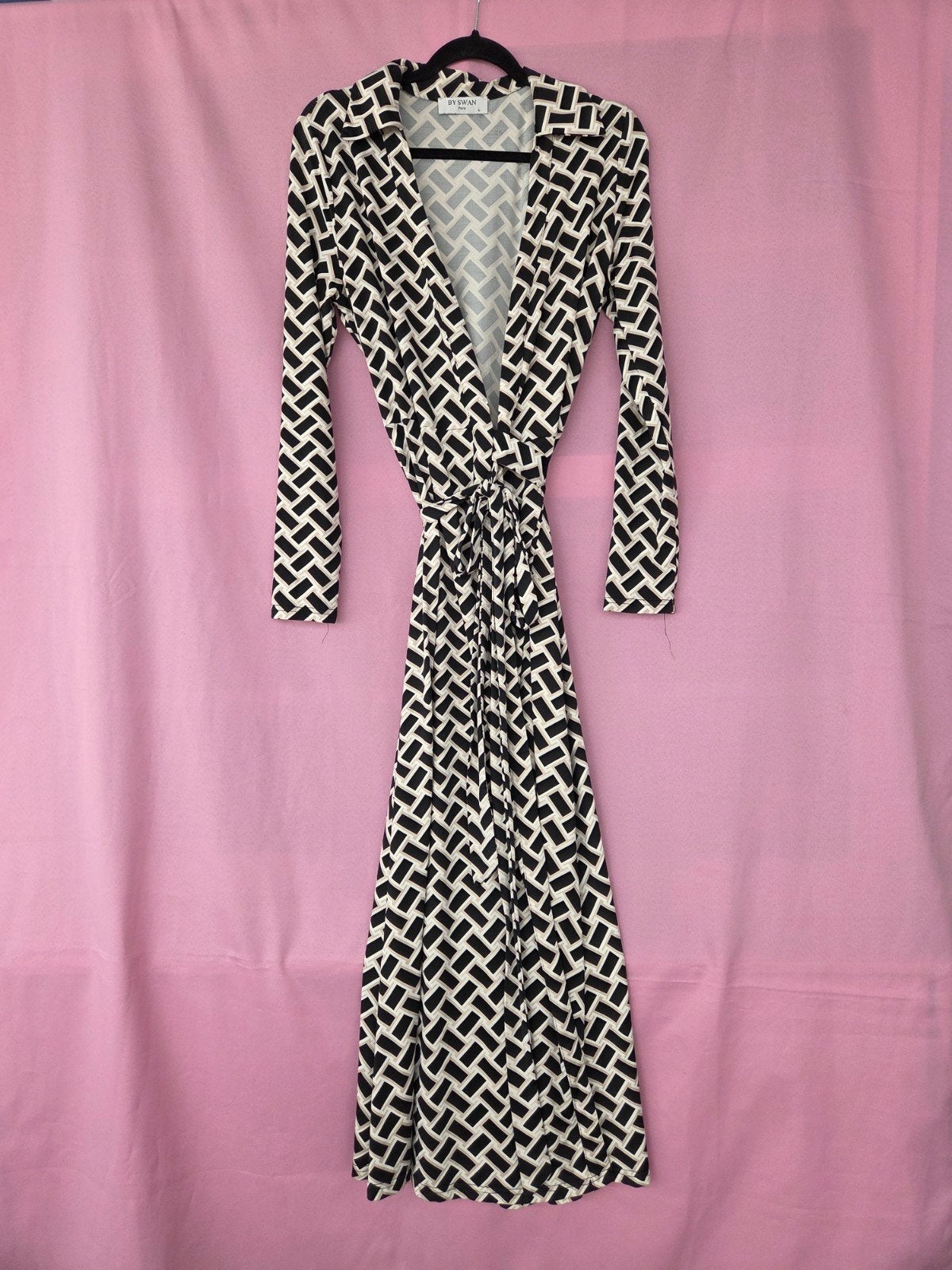 Maxi Jurk Zwart/Wit Geometrisch Patroon Maat L, Zwart, BY SWAN Paris, Maat 42/44 (L), Ophalen of Verzenden